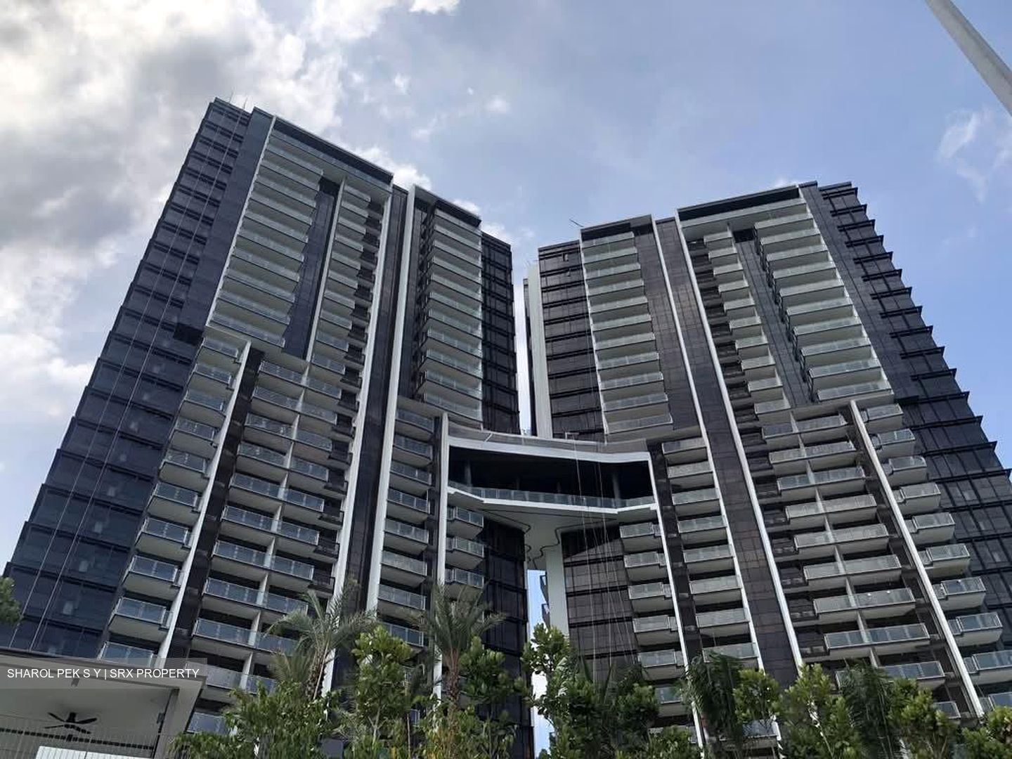 Mandarin Gardens (D15), Condominium #566243071